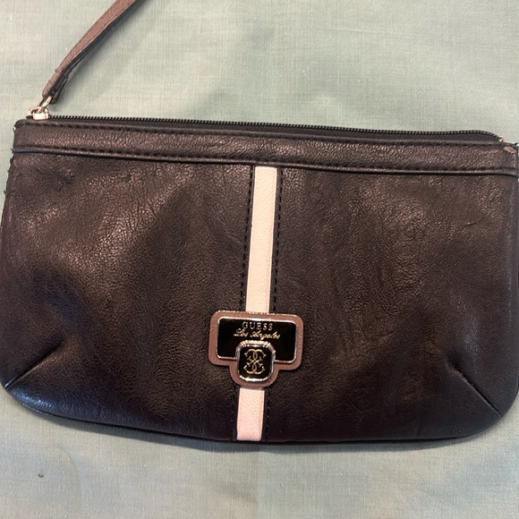 Guess Los Angeles black leather clutch - Picture 1 of 6
